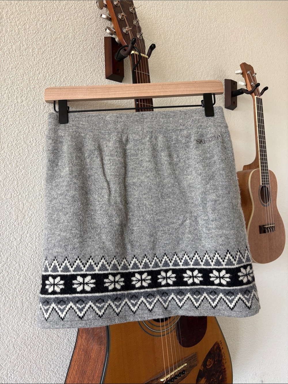 Grey Patterned Mini Skirt